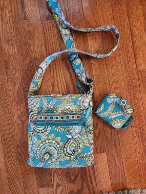 VERA BRADLEY CROSSBODY BAG & WALLET
